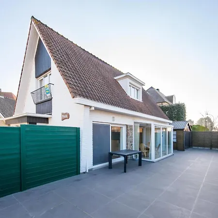Mallory Villa *